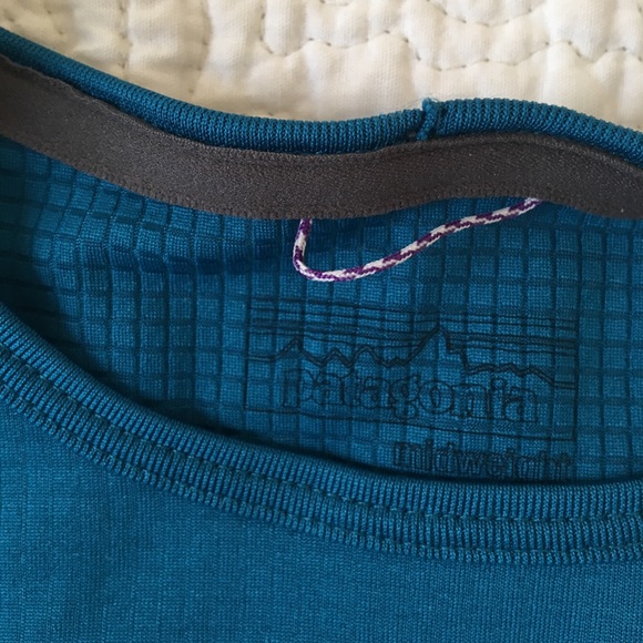 Patagonia long sleeve 🙌🏻 - Picture 3 of 4